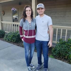 Meet your Posher, Devin